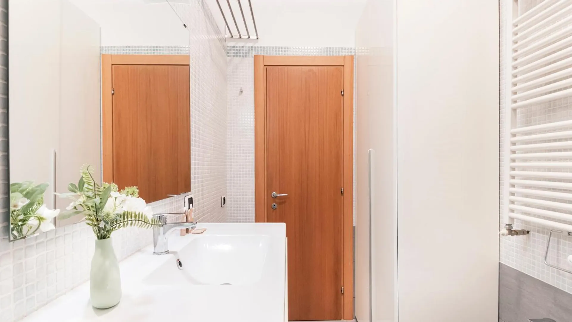 Easylife - Rilassati Nel Calore Di Un Confortevole Trilocale Nel Cuore Di Milano Porta Venezia
